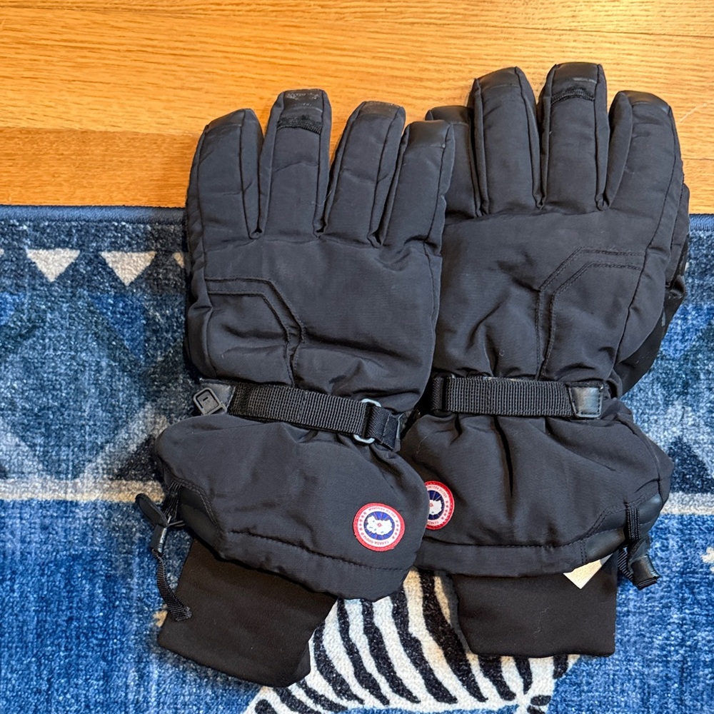 Canada Goode Black Winter Gloves XL